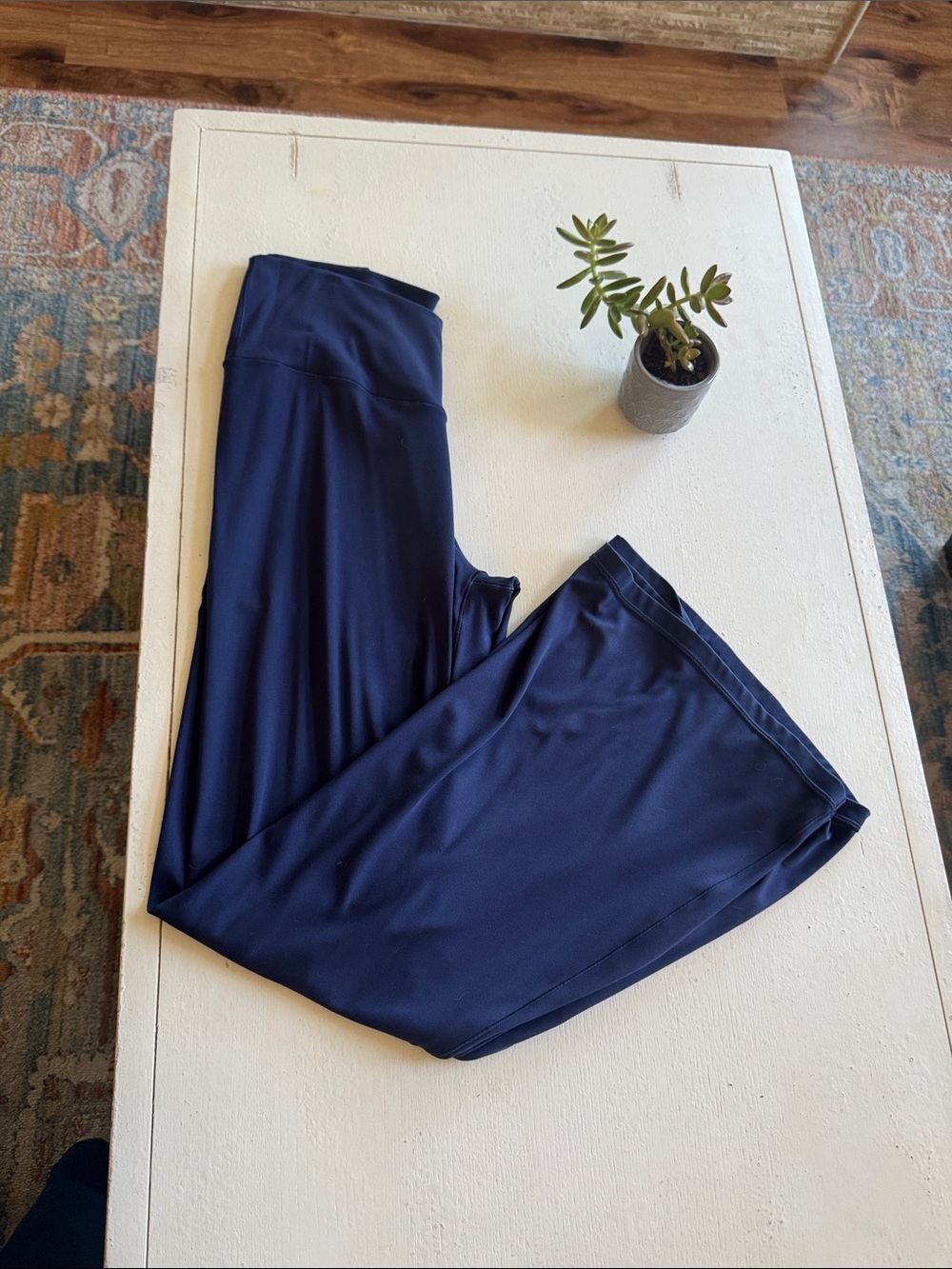 Aerie navy flare leggings with fold over waist sz XL short